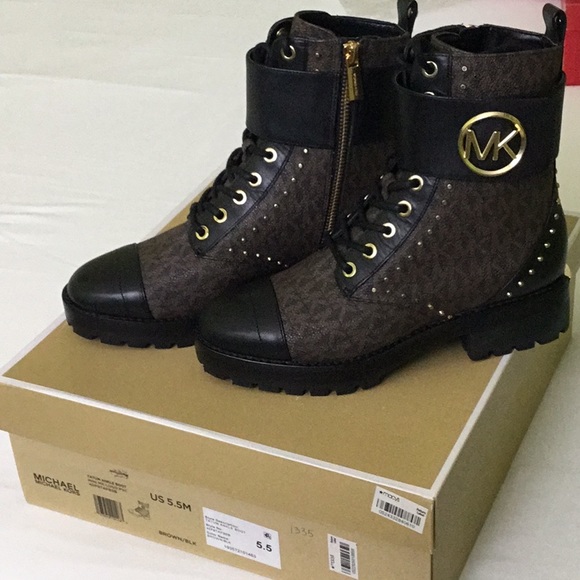 MK Logo ankle boots - Picture 1 of 7